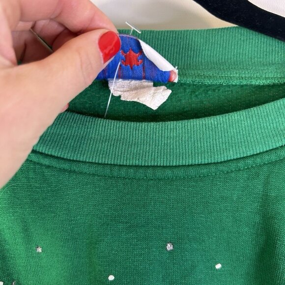 Vintage 80s Streetwear Snowy Trees Deer Nature Crewneck Sweatshirt Christmas - Picture 7 of 9